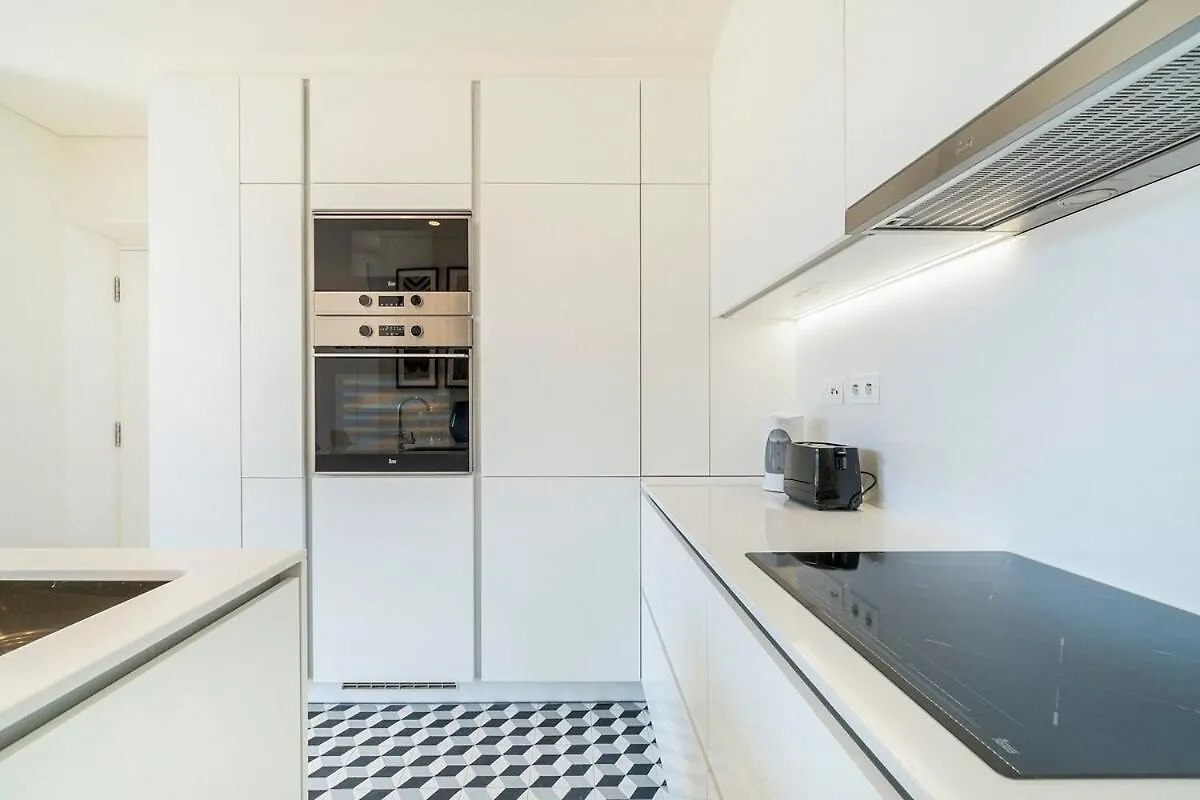 Modern 1 Bedroom Lisbon Apartment With Balcony 0*,  Portugal